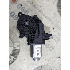 Мотор стеклоподъемника