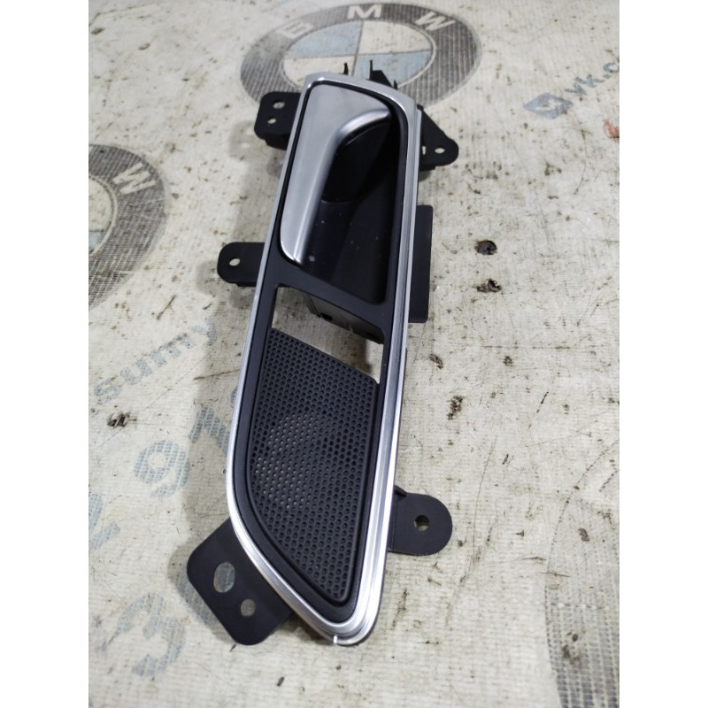 Ручка дверей внутрішня (салон) Volkswagen Passat B8 2016 1.8 561839113