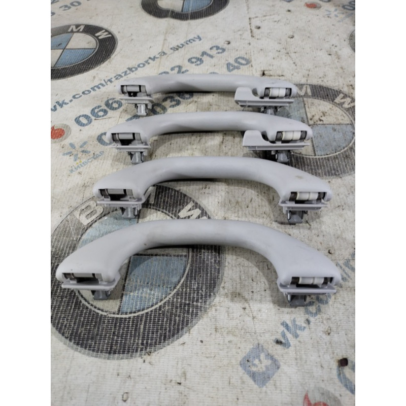 Ручка потолка (салон) Volkswagen Passat B8 2016 1.8 561857607c