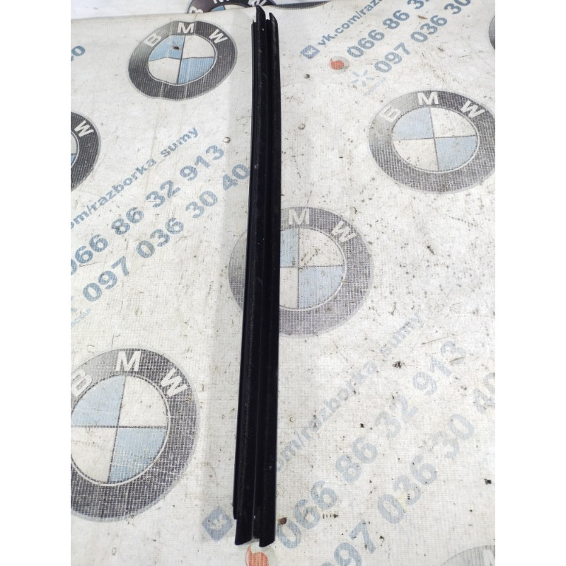 Молдинг двери внешний (кузов и элементы) Jeep Compass MP 2018 2.4 68242129AA