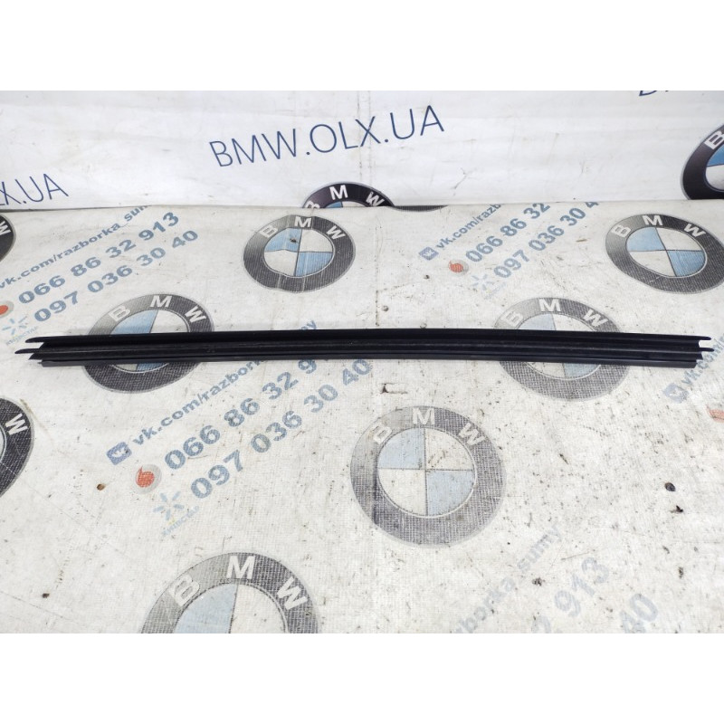 Молдинг стекла внутренний (наружные элементы кузова) Jeep Cherokee KL 2014 2.4 68103085AB