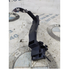 Крепление замка двери