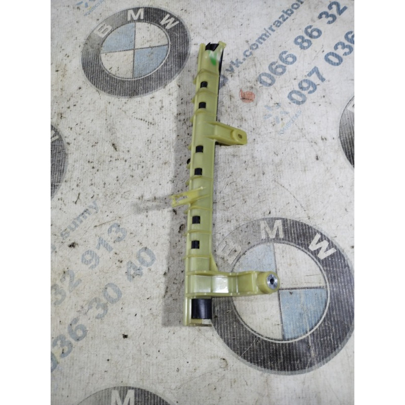 Направляющая стекла двери (кузов и элементы) Jeep Cherokee KL 2014 2.4 68227427AA