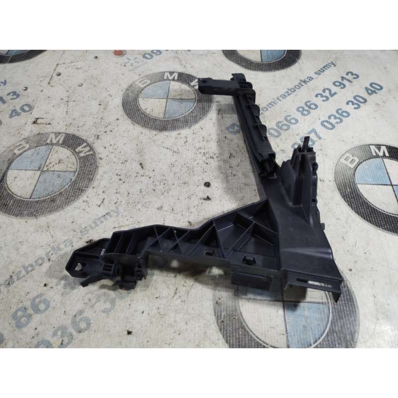 Направляющая стекла двери (кузов и элементы) Jeep Cherokee KL 2014 2.4 68227289AA