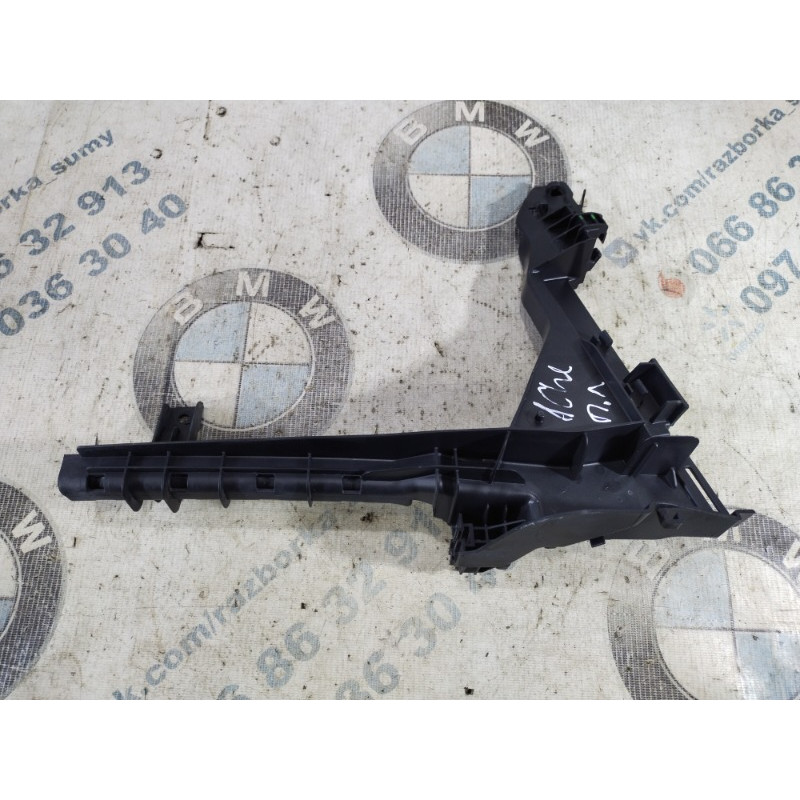 Направляющая стекла двери (кузов и элементы) Jeep Cherokee KL 2014 2.4 68227289AA