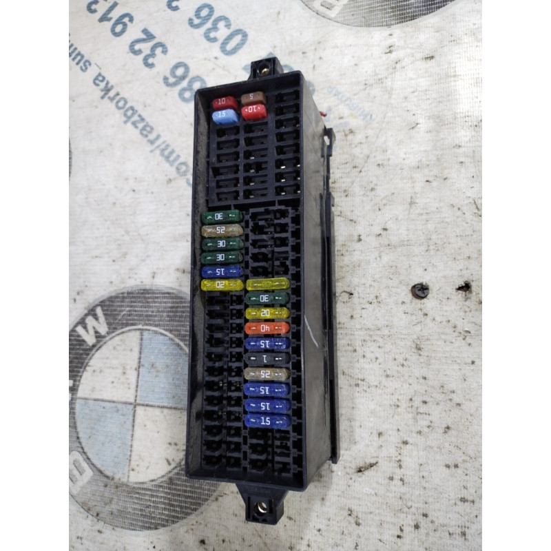 Блок предохранителей (электрика) Volkswagen Jetta MK6 2011 2.5 6r0937615a