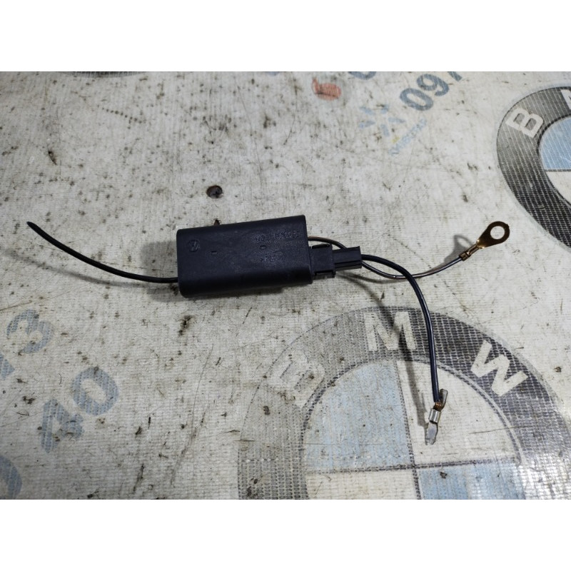 Антенна (электрика) Volkswagen Jetta MK6 2011 2.5 3AA035570