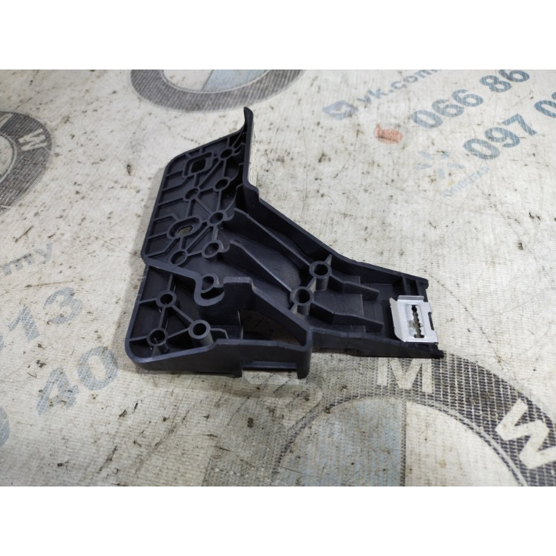 Крепление центральной консоли (салон) Volkswagen Jetta MK6 2011 2.5 5c7863441