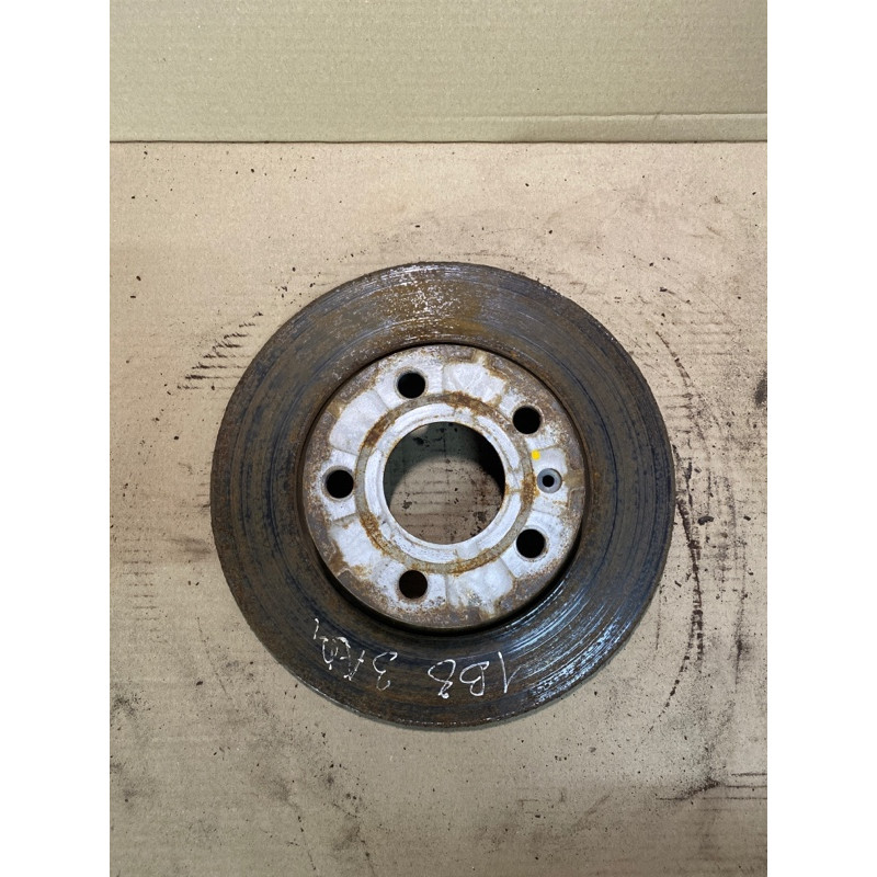 Тормозной диск (тормозная система) Volkswagen Passat B8 2016 1.8 561615601A