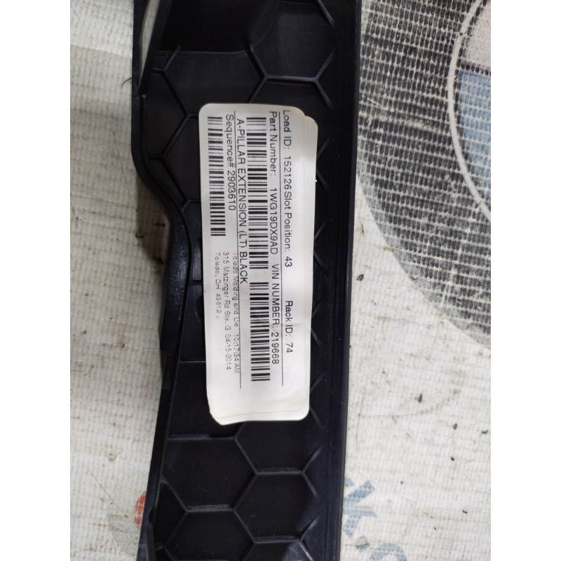 Накладка торпеды (салон) Jeep Cherokee KL 2014 2.4 1wg19dx9ad
