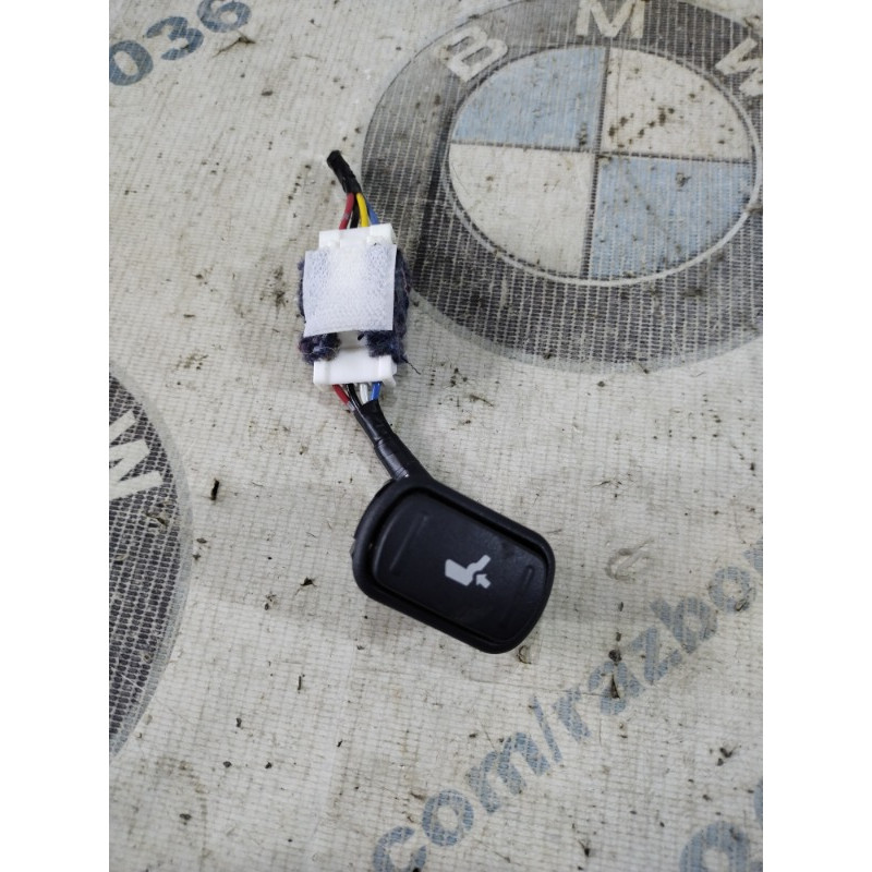 Кнопка регулировки сиденья (электрика / кнопки) Subaru Forester SJ 2015 2.5 83048AJ000