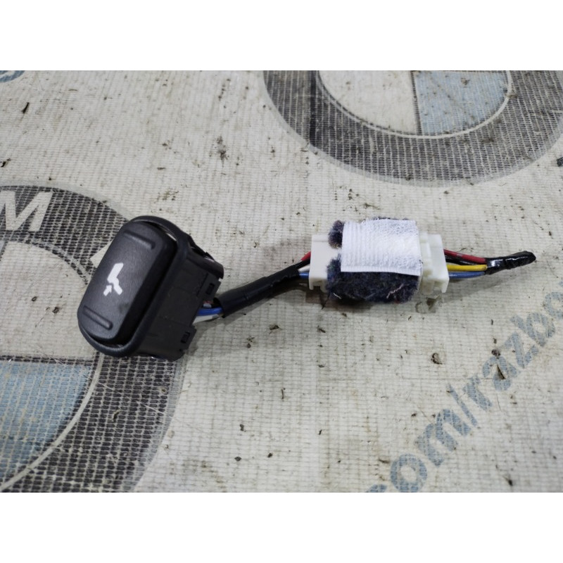 Кнопка регулировки сиденья (электрика / кнопки) Subaru Forester SJ 2015 2.5 83048AJ000