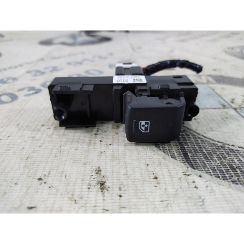 Кнопка стеклоподъемника (электрика / кнопки) Subaru Forester SJ 2015 2.5 83071sg100