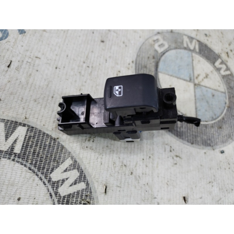 Кнопка стеклоподъемника (электрика / кнопки) Subaru Forester SJ 2015 2.5 83071sg100