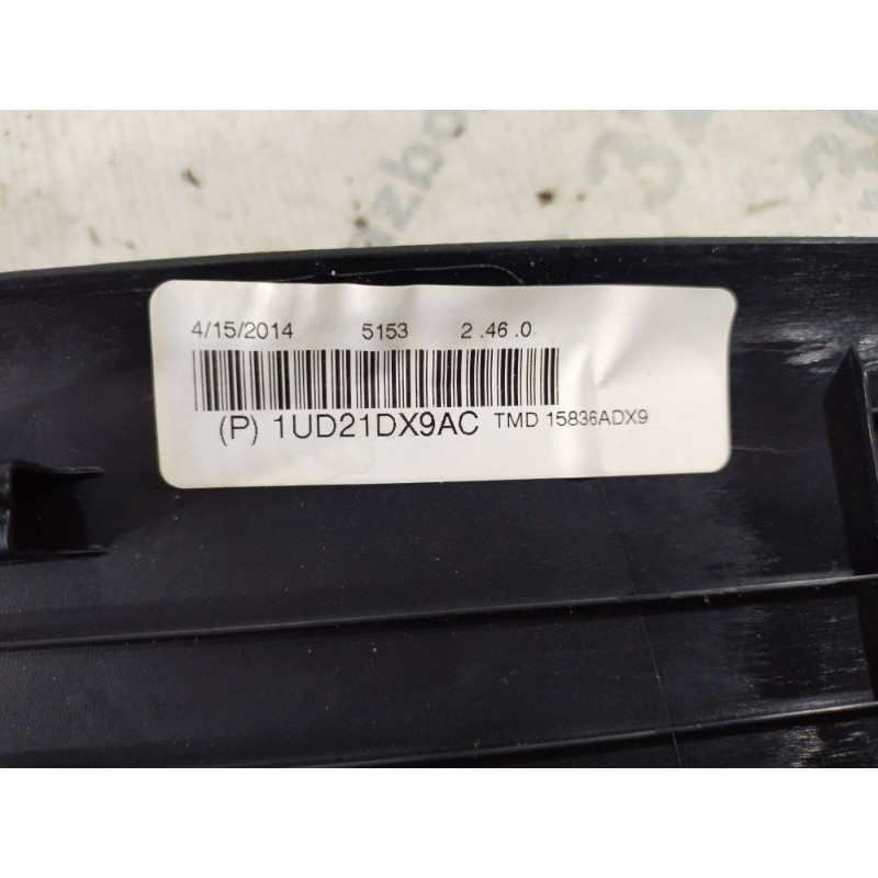 Накладка на порог (кузов и элементы) Jeep Cherokee KL 2014 2.4 1ud21dx9ac