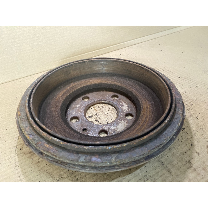 Тормозной барабан (тормозная система) Volkswagen Jetta MK6 2011 2.5 5C0609617A