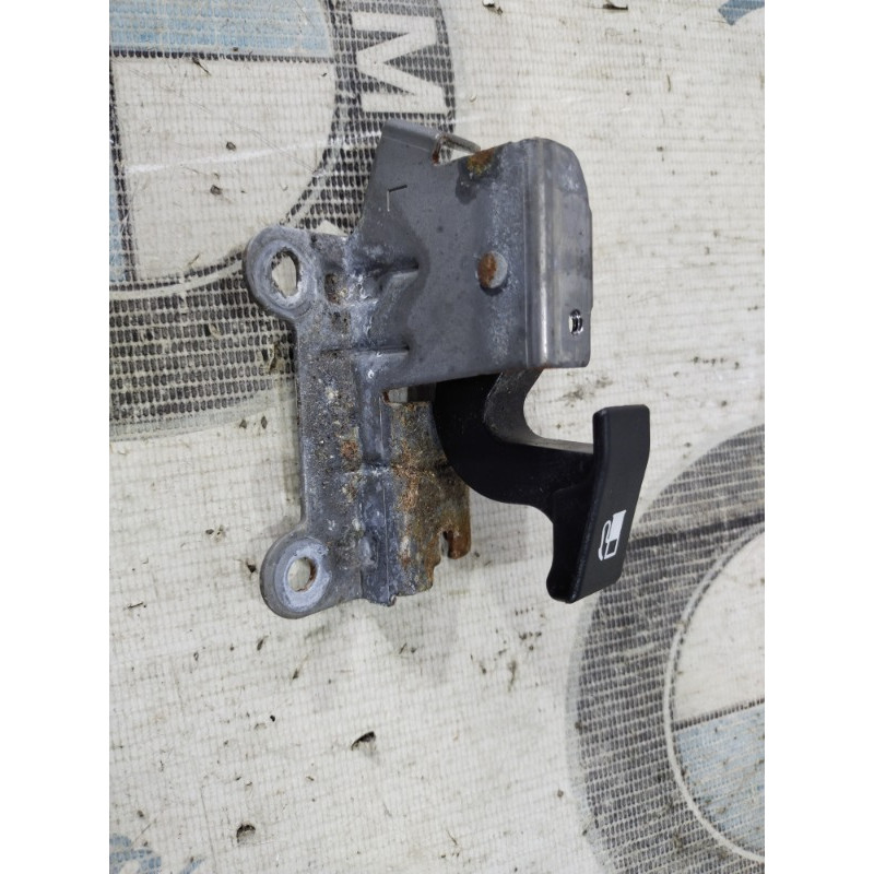 Кнопка открытия лючка топливного бака (электрика / кнопки) Subaru Forester SJ 2015 2.5 57340AJ000