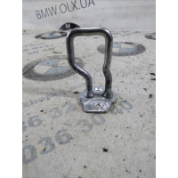 Замок капота