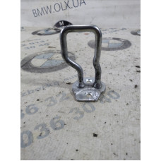 Замок капота