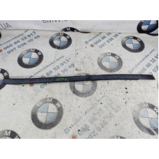 Молдинг лобового стекла