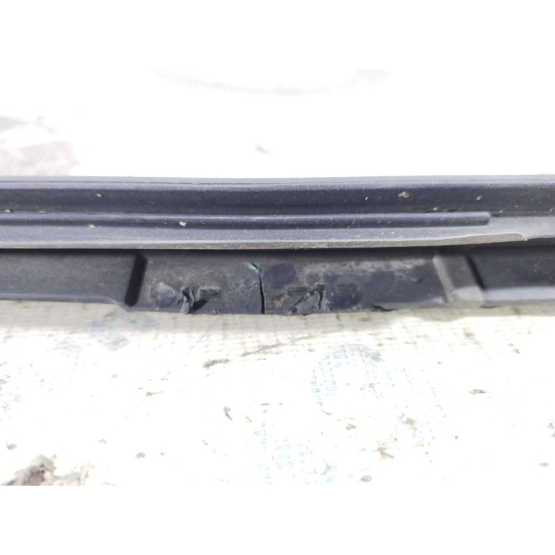 Молдинг лобового стекла (кузов и элементы) Jeep Patriot MK74 2012 2.4