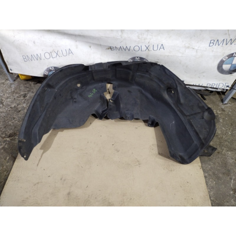 Подкрылок (кузов и элементы) Jeep Cherokee KL 2014 2.4 68209677ad