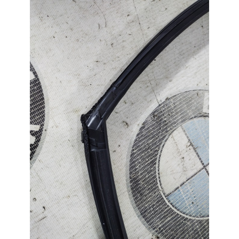 Уплотнитель проема двери (кузов и элементы) Subaru Forester SJ 2015 2.5 63527SG010