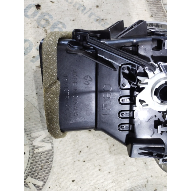 Дефлектор воздуховода (салон) Dodge Dart PF 2014 2.4 1sv13trmaa