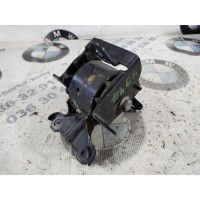 Подушка двигателя