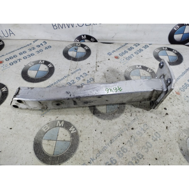 Кронштейн усилителя бампера (стекла и зеркала) Dodge Dart PF 2014 2.4 68082374aa