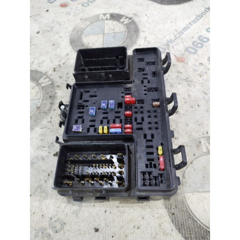 Блок запобіжників (електрика) FORD Fusion MK5 2014 2.5 dg9t14a067af