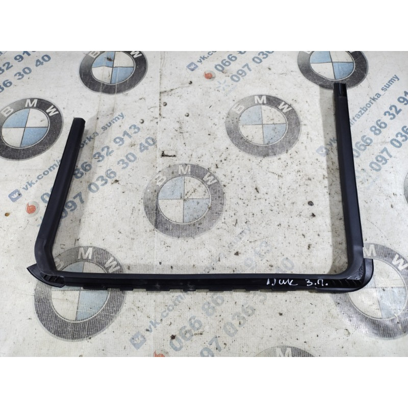 Уплотнитель проема двери (кузов и элементы) Nissan Juke F15 2011 1.6 823301KA0A