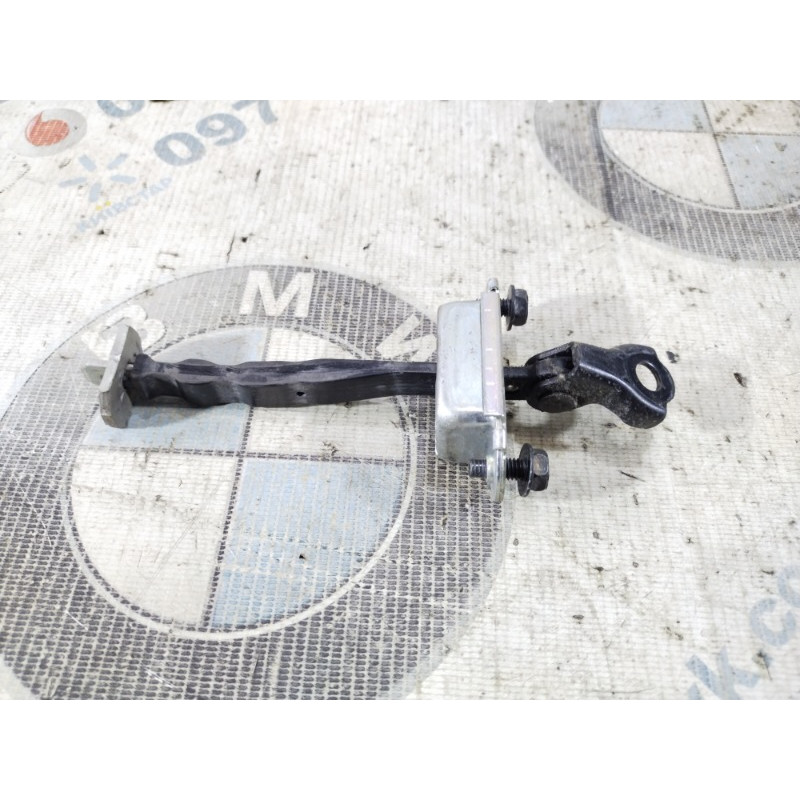 Ограничитель двери (кузов и элементы) Nissan Juke F15 2011 1.6 824301KA0A