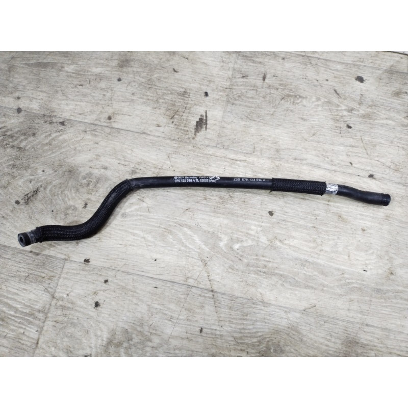 Патрубок (система охлаждения) Volkswagen Passat B7 2013 2.5 07k133518a