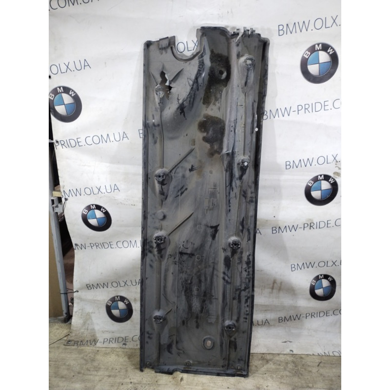 Защита (кузов и элементы) Volkswagen Passat B8 2016 1.8 561825201c