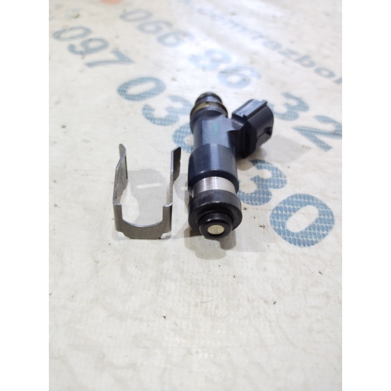 Форсунка топливная (топливная система) Subaru Forester SJ 2014 2.5 16611AA810