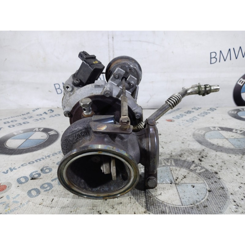 Турбина (выпускная система) BMW 5-series F10 2011 N63B44 11657576985