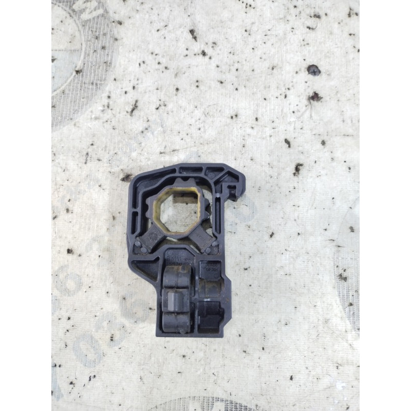 Крепление радиатора (кузов и элементы) BMW 5-series F10 2011 N63B44 17117575248