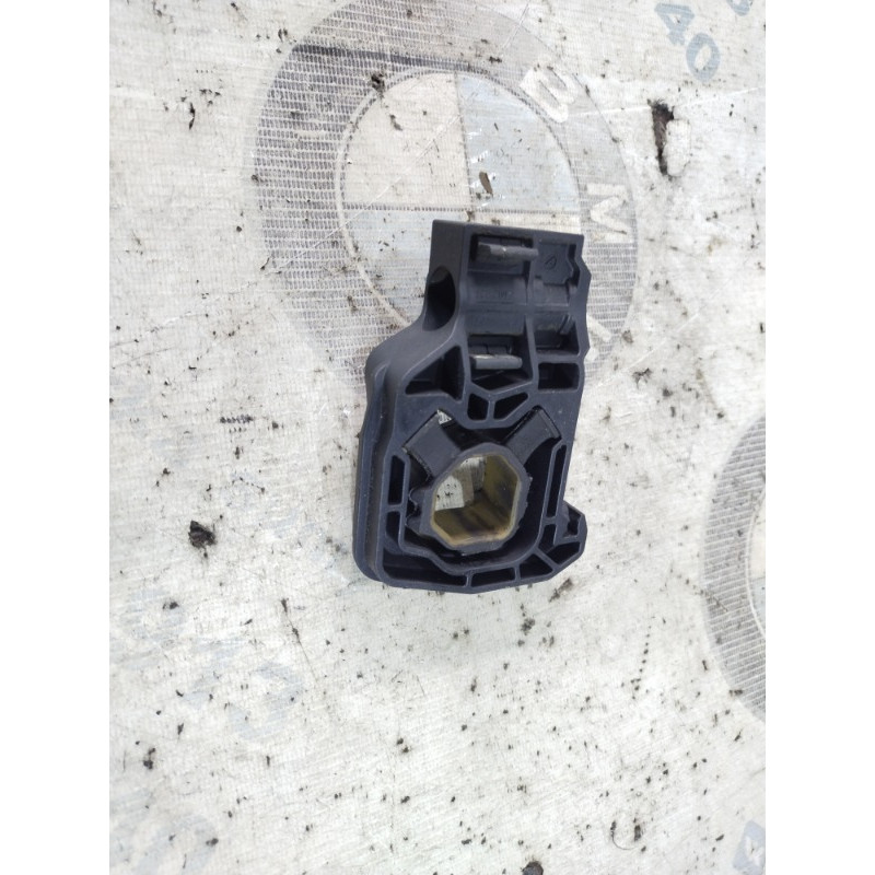 Крепление радиатора (кузов и элементы) BMW 5-series F10 2011 N63B44 17117575248
