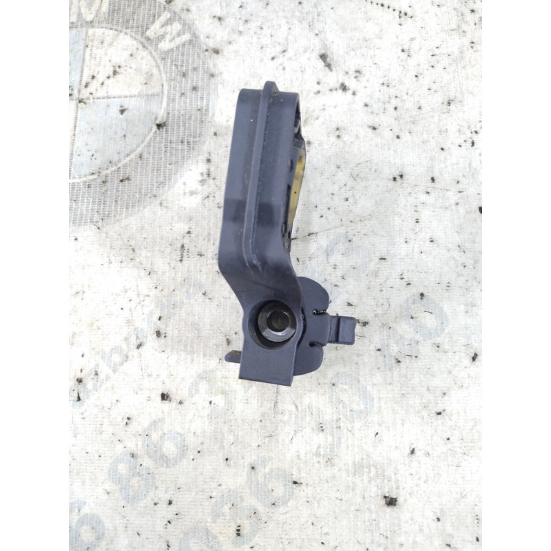Крепление радиатора (кузов и элементы) BMW 5-series F10 2011 N63B44 17117575248