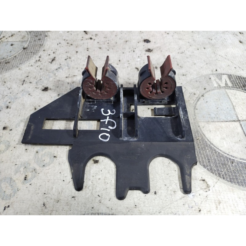 Кронштейн (двигун та елементи) BMW 5-series F10 2011 N63B44 17227586898