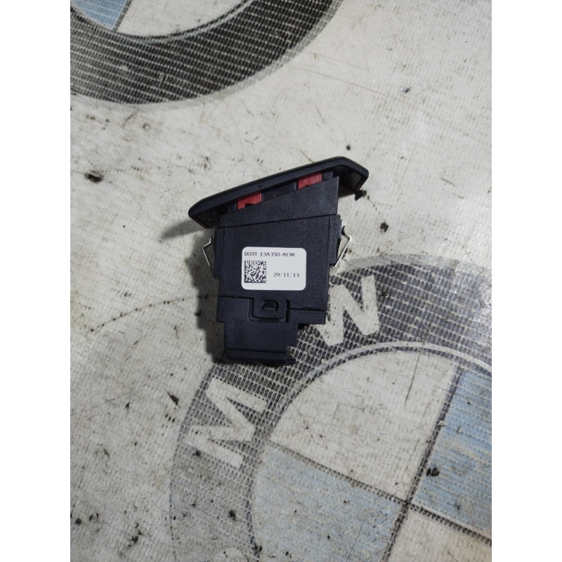 Кнопка аварийной сигнализации (электрика / кнопки) FORD Fusion MK5 2014 2.5 dg9t13a350acw