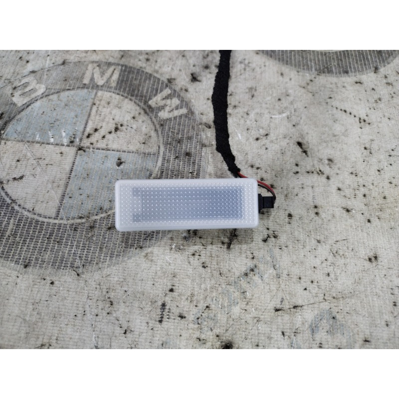 Плафон підсвітки бардачка (електрика) BMW 3-series F30 2013 N20B20 63316972605