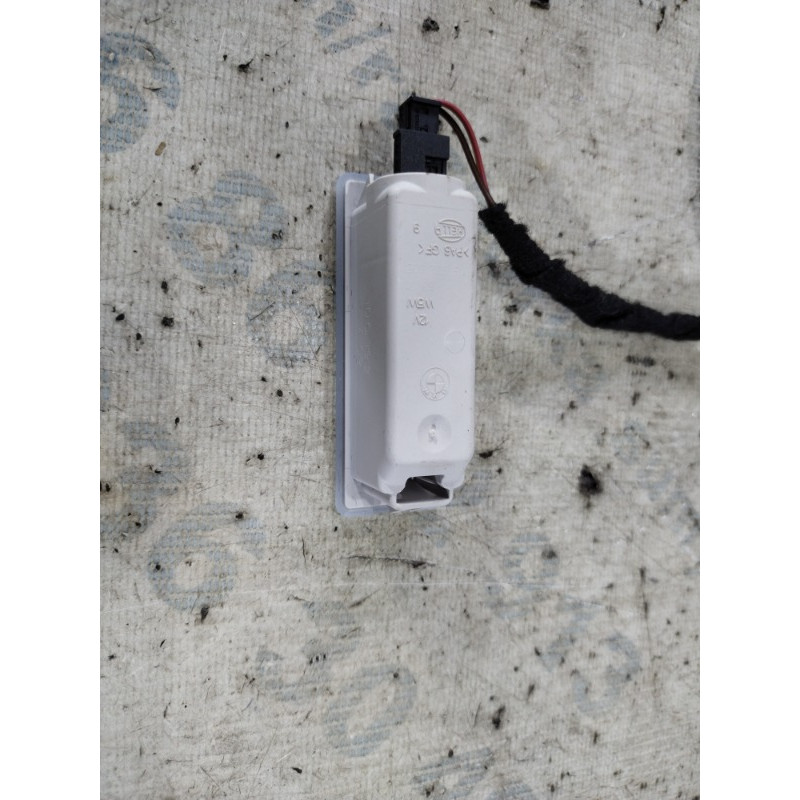 Плафон підсвітки бардачка (електрика) BMW 3-series F30 2013 N20B20 63316972605