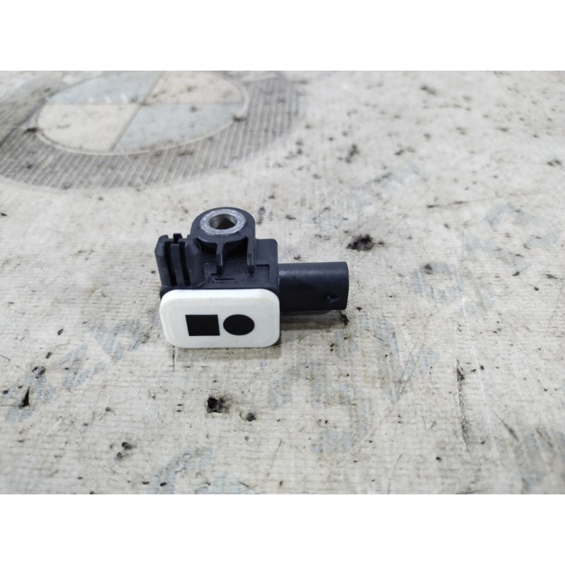 Датчик удару (електрика / датчики) BMW 3-series F30 2013 N20B20 65779234989