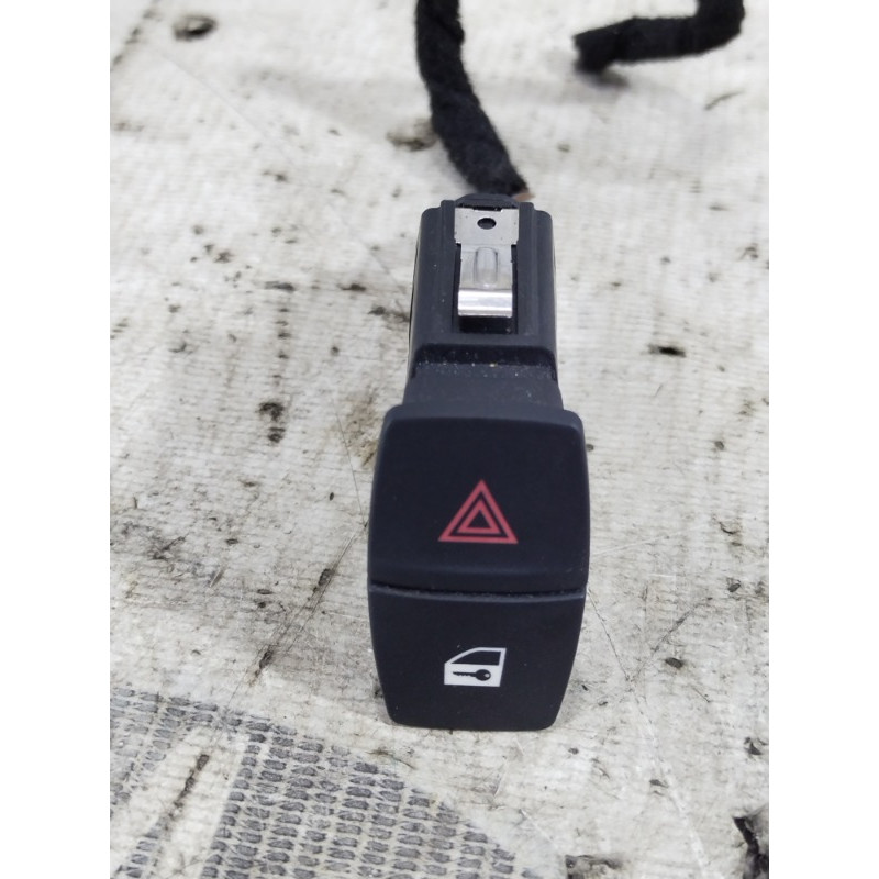 Кнопка аварійної сигналізації (електрика / кнопки) BMW 3-series F30 2013 N20B20 61319231786