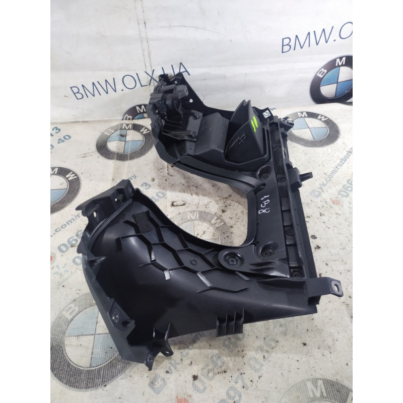 Пластик під кермовий (салон) Volkswagen Passat B8 2016 1.8 561858365