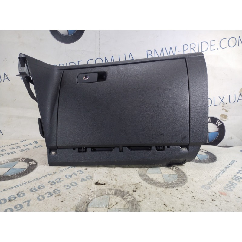 Бардачок (салон) Volkswagen Passat B8 2016 1.8 561857938