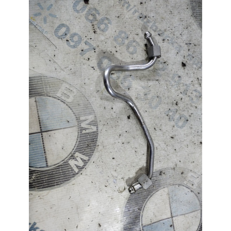 Трубка топливная (топливная система) BMW 5-series F10 2011 N63B44 13537548712