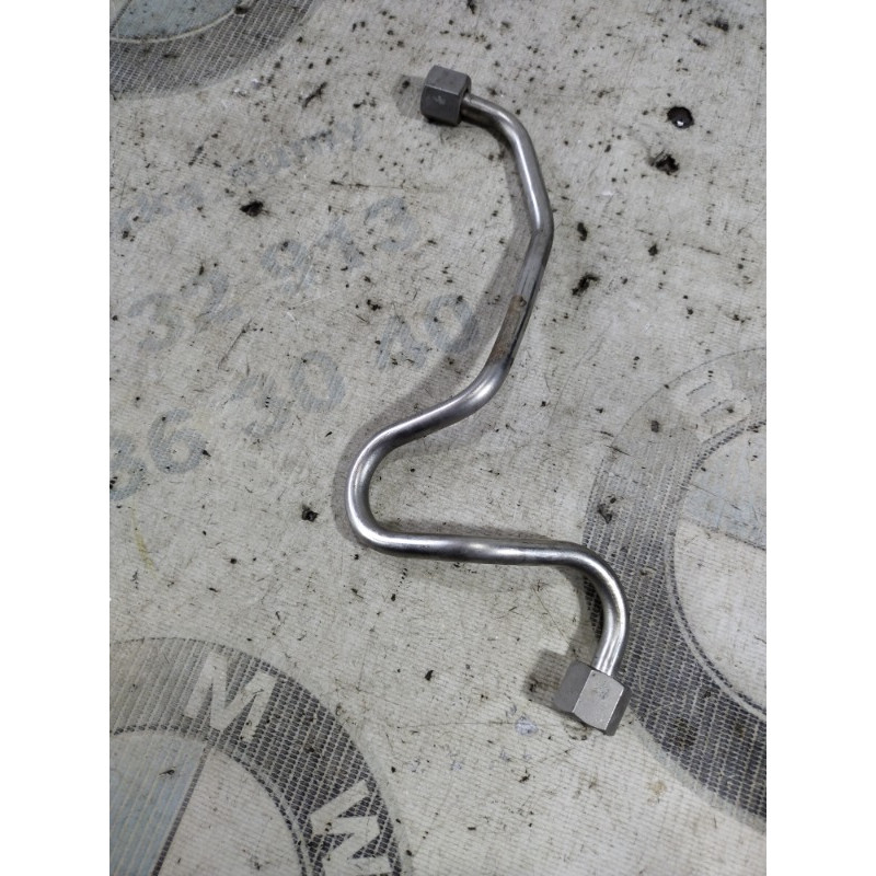 Трубка топливная (топливная система) BMW 5-series F10 2011 N63B44 13537548712